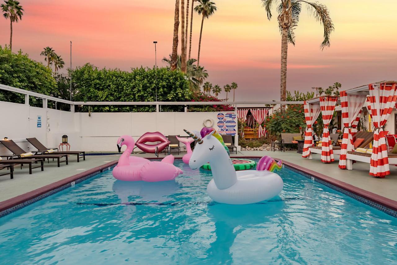 Отель Float Palm Springs - Adults Only Экстерьер фото