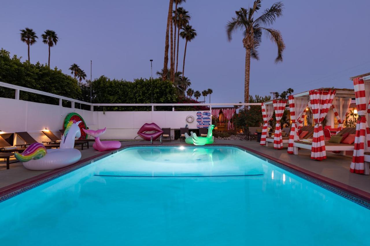 Отель Float Palm Springs - Adults Only Экстерьер фото