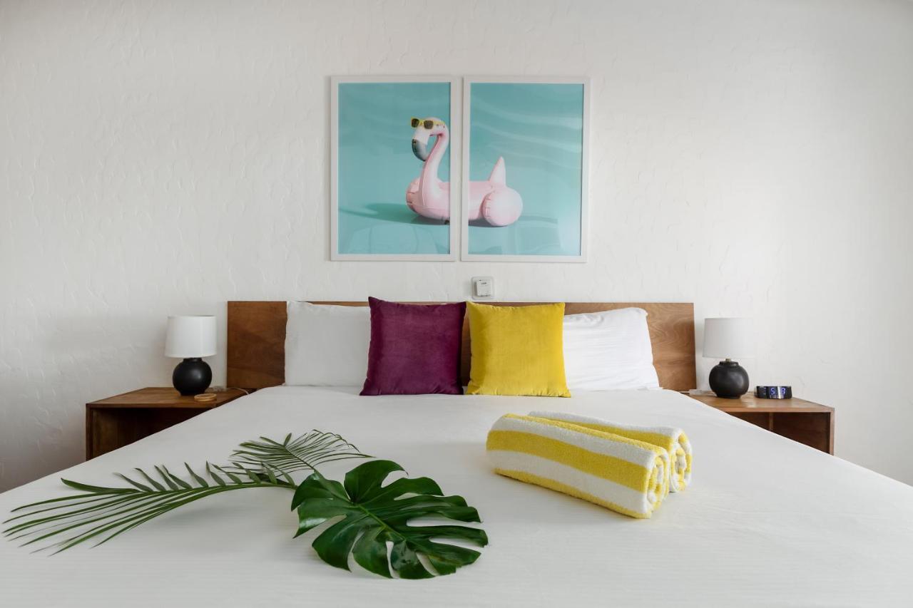 Отель Float Palm Springs - Adults Only Экстерьер фото