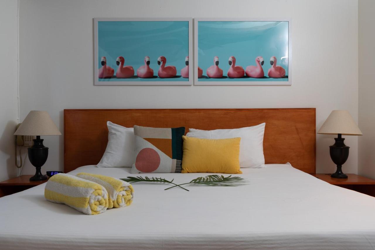 Отель Float Palm Springs - Adults Only Экстерьер фото