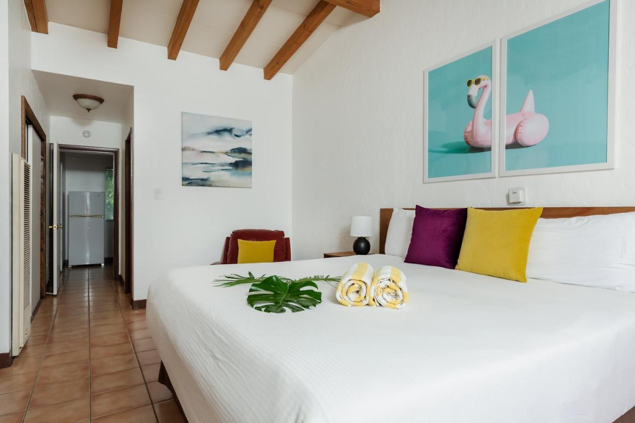 Отель Float Palm Springs - Adults Only Экстерьер фото