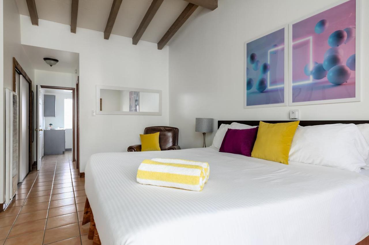 Отель Float Palm Springs - Adults Only Экстерьер фото