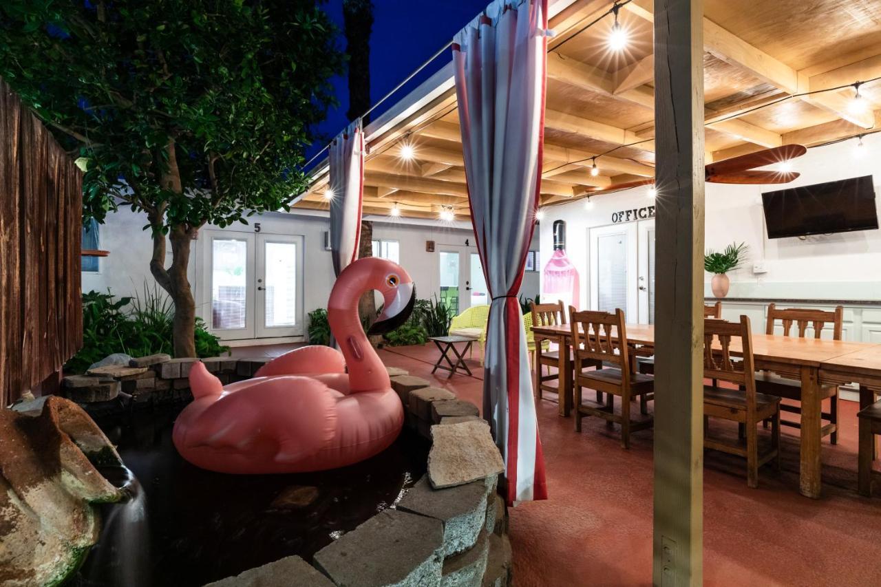 Отель Float Palm Springs - Adults Only Экстерьер фото